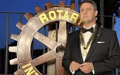Ceremonia de cambio de collares y nuevo presidente del Rotary Club de Sevilla