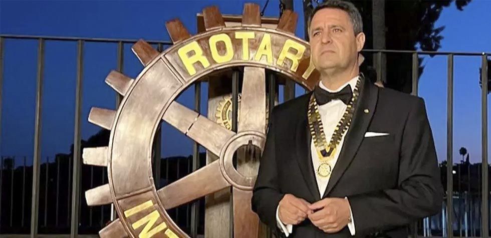 Ceremonia de cambio de collares y nuevo presidente del Rotary Club de Sevilla