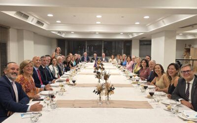 El Gobernador del Distrito J. J. Frías visita Rotary Club Sevilla y sus proyectos sociales en el Polígono Sur
